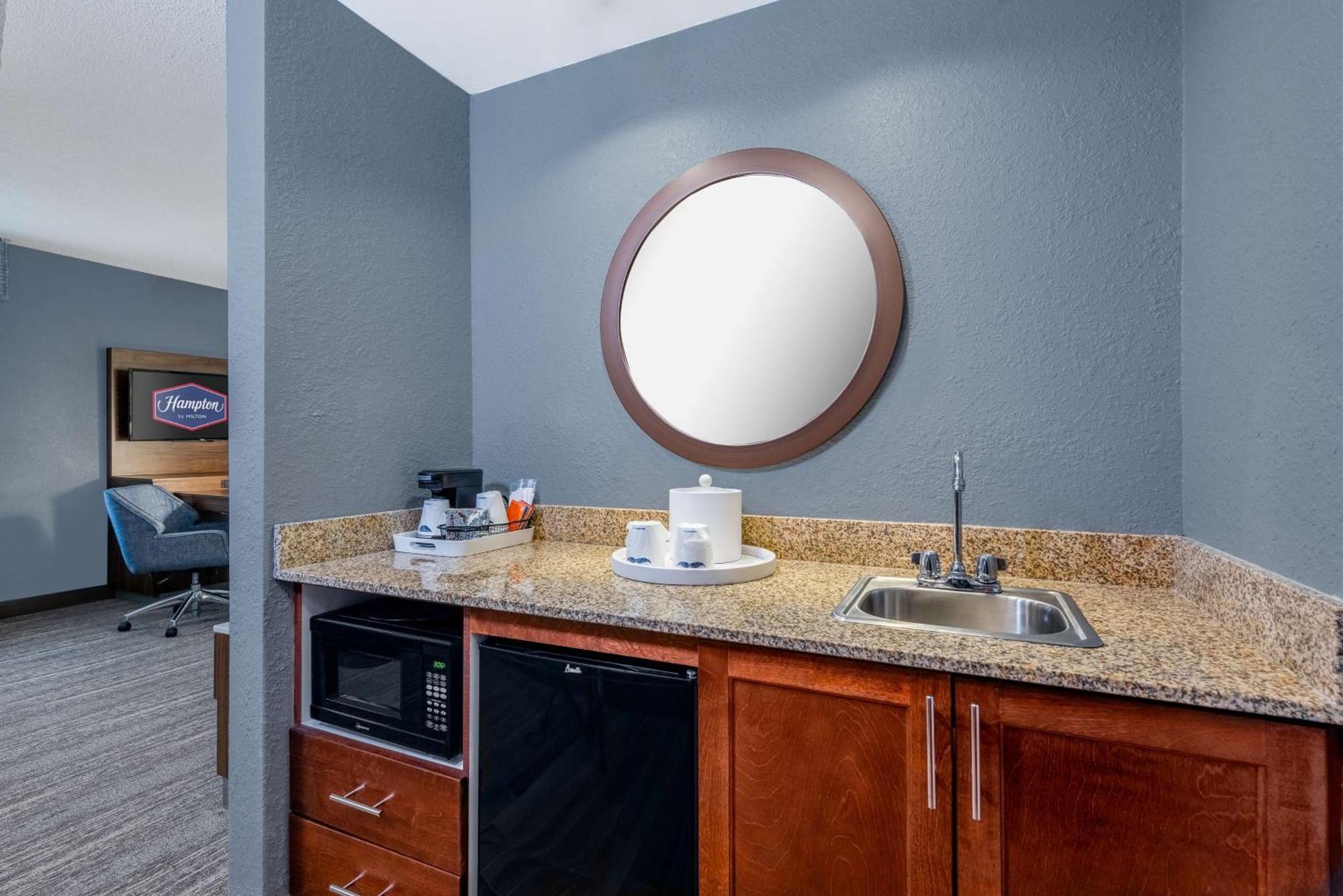 Hampton Inn & Suites הופקינסוויל מראה חיצוני תמונה